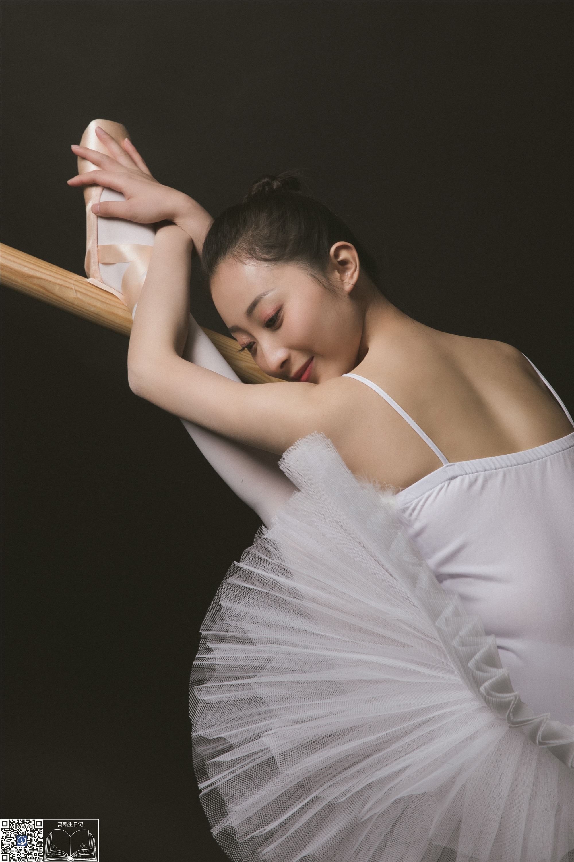 GALLI嘉丽 舞蹈生日记 004 - 佳敏